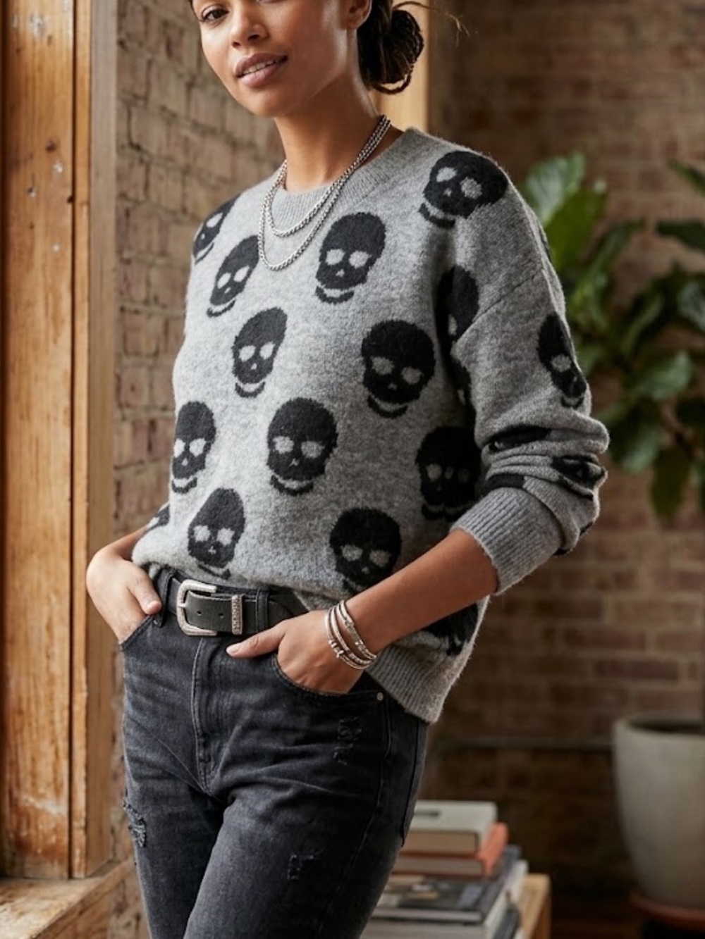 bobeau Gray and Black Skull Oversized Crewneck Sweater NWT. 21” PTP